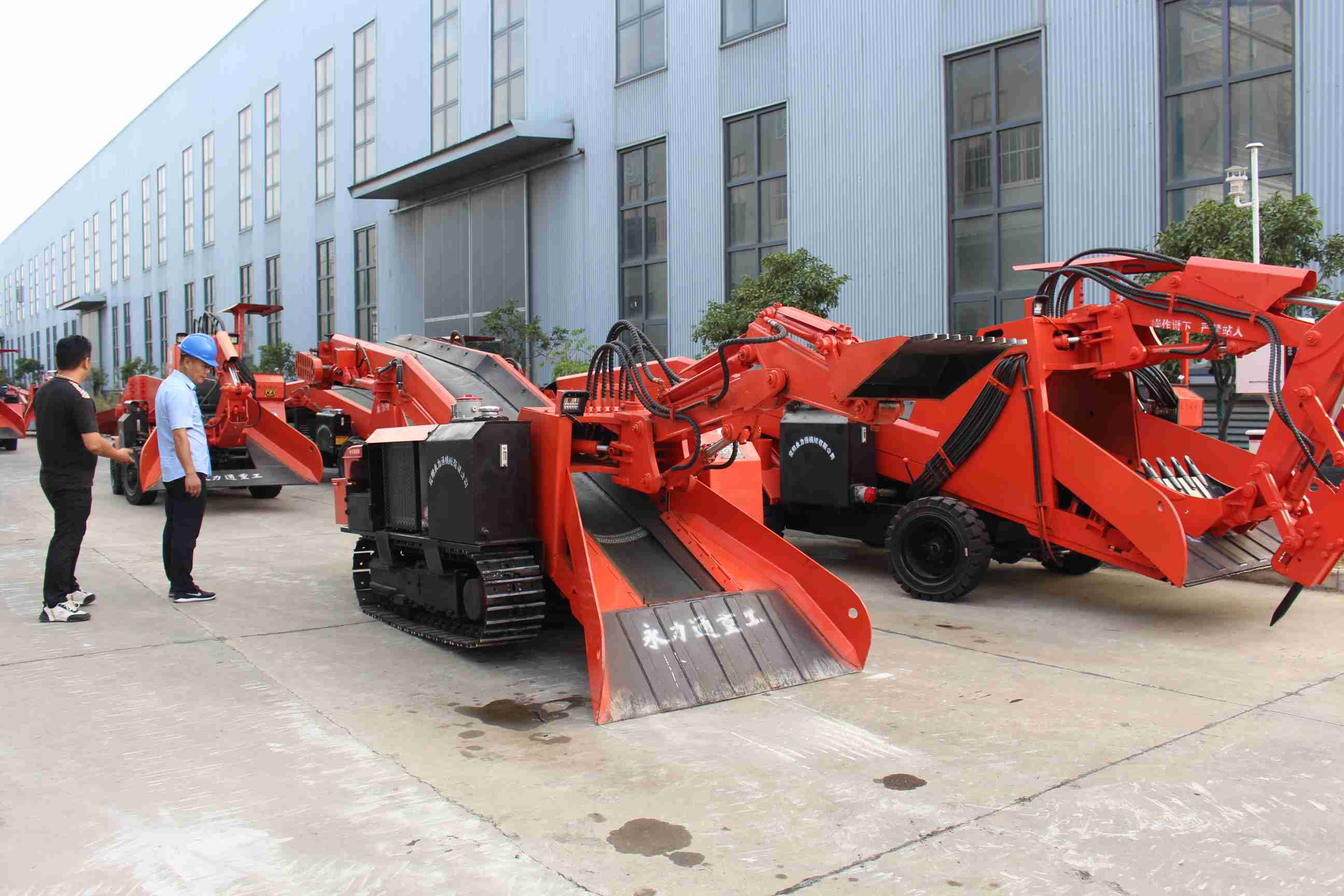 服装分拣打包工作是什么样的，服装分拣250一天包住